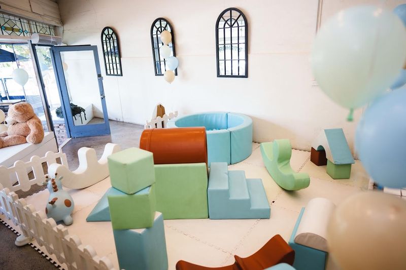 Fordham's Milk Bar - Image 9